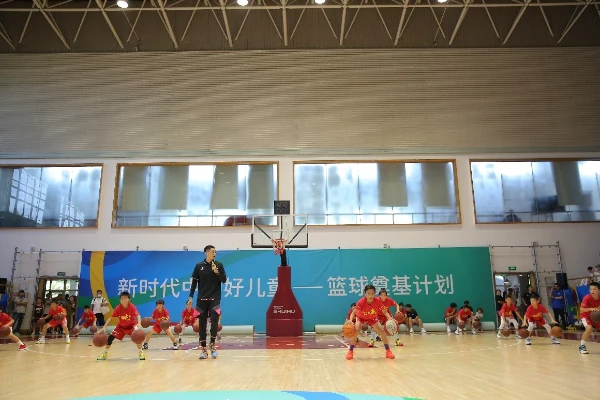 为什么可靠的篮球技术指导对初学者很重要?_0